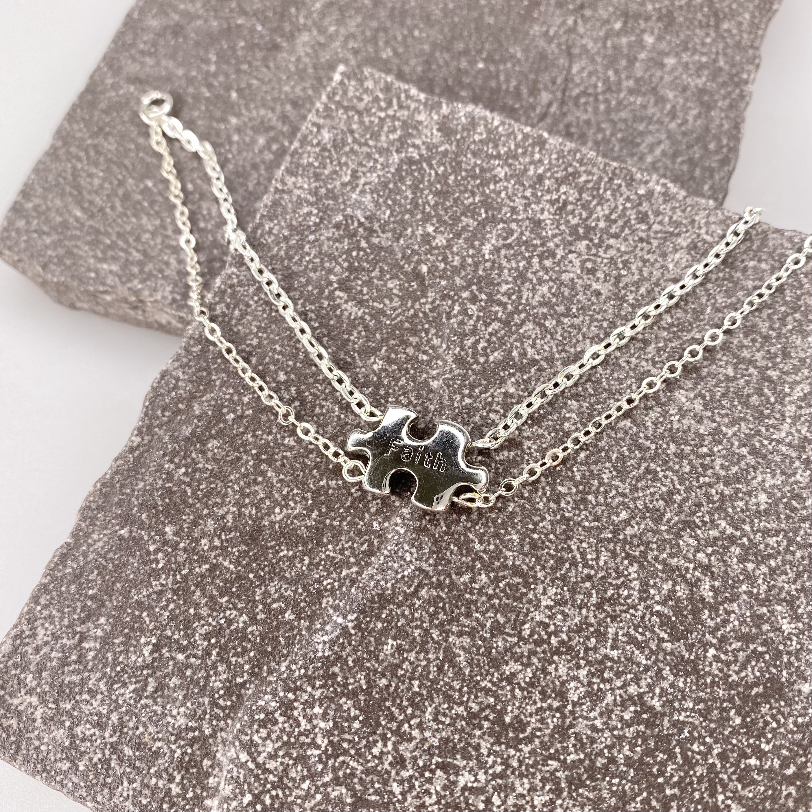 A0152L
